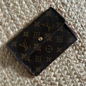 Vintage Louis Vuitton Epi Wallet from the 1997 Collection